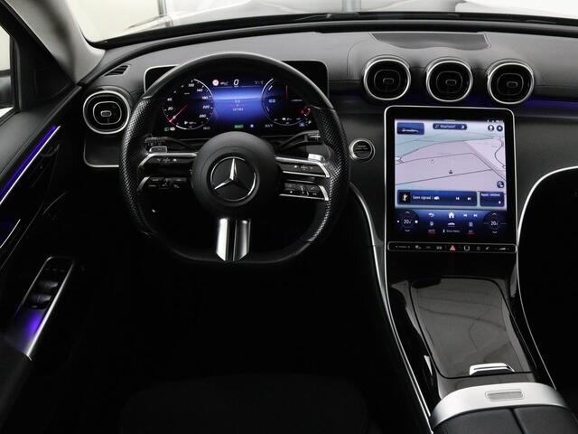 Mercedes-Benz C-KLASSE 300e AMG Night | Adaptive cruise | Stoelverwarming | Trekhaak | Carplay | Camera | Sfeerverlichting | Full LED