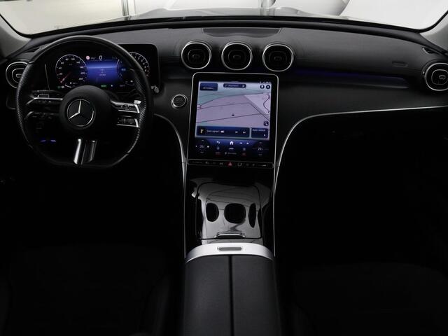 Mercedes-Benz C-KLASSE 300e AMG Night | Adaptive cruise | Stoelverwarming | Trekhaak | Carplay | Camera | Sfeerverlichting | Full LED