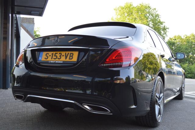 Mercedes-Benz C-KLASSE 300 AMG Led Dak Leder Sfeer Camera CarPlay Trekh Pdc