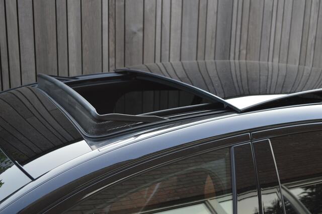 Mercedes-Benz C-KLASSE 180 AMG Led Panorama Leder Virtual Sfeer Camera 360 Keyless Pdc