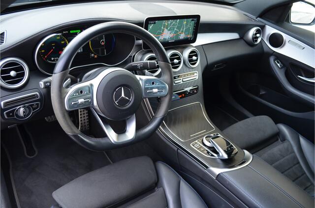 Mercedes-Benz C-KLASSE Estate 300 e AMG Pano | Virtual cockpit | Carplay | Sfeerverlichting | Multibeam LED | Night pakket