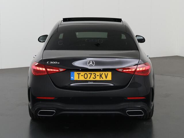 Mercedes-Benz C-KLASSE 300 e AMG Line | Night | Panoramadak | Massagestoelen | Digital Light | Burmester | Memory | Sfeerverlichting |