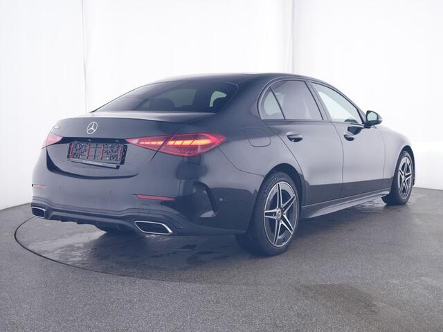 Mercedes-Benz C-KLASSE 300 e AMG Plug-In Hybride | AMG Line | Night Pakket | Led Koplampen | Stuur en Stoelverwarming |
