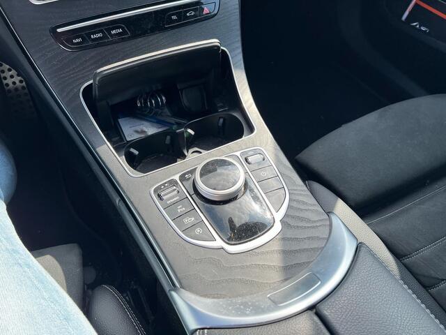 Mercedes-Benz C-KLASSE 180 Business Solution AMG | Stoelverwarming | Achteruitrijcamera | Climate Control | Cruise Control