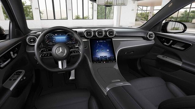 Mercedes-Benz C-KLASSE Estate 300 e AMG Line | Night | Panoramadak | Trekhaak | Memory | Massage | Stoelverwarming |