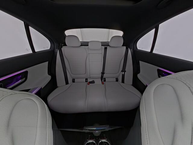 Mercedes-Benz C-KLASSE 300 e AMG Line I Panorama dak I Distronic + I 360° camera I Burmester I Head-up I Digital Light I Memory I Sfeerverlichting I I Stoelverwarming I Comfort onderstel I Thermotronic I MBUX I Keyless GO l