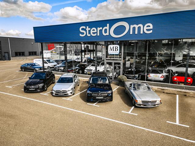 Mercedes-Benz C-KLASSE 300 e AMG Line I Panorama dak I Distronic + I 360° camera I Burmester I Head-up I Digital Light I Memory I Sfeerverlichting I I Stoelverwarming I Comfort onderstel I Thermotronic I MBUX I Keyless GO l