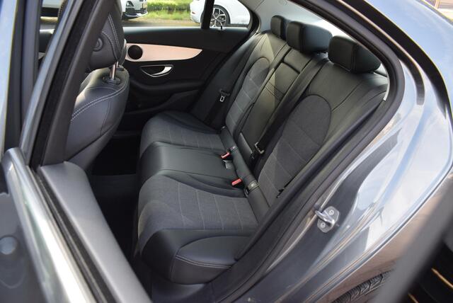Mercedes-Benz C-KLASSE 180 Sport Edition Upgrade Navi Opendak Airco Km 86.500!!