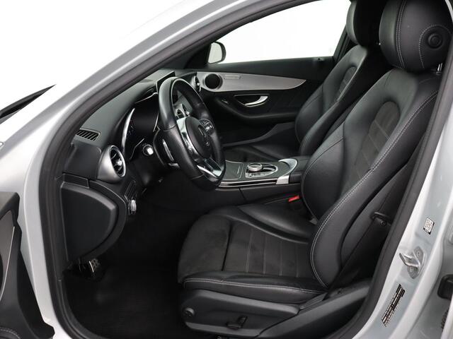 Mercedes-Benz C-KLASSE 180 Business Solution AMG | Stoelverwarming | 360 Camera | Trekhaak | Digital Cockpit | Leder/Alcantara | Full LED | Navigatie | Park Assist