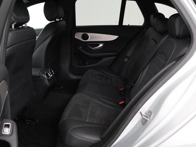 Mercedes-Benz C-KLASSE 180 Business Solution AMG | Stoelverwarming | 360 Camera | Trekhaak | Digital Cockpit | Leder/Alcantara | Full LED | Navigatie | Park Assist