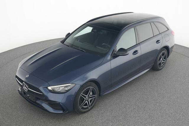 Mercedes-Benz C-KLASSE Estate 300 e AMG Nightpakket Plug-In Hybride | Panoramadak | Trekhaak | Memory | Dode Hoek Ass | Parkeerpakket met Camera | Car PLay | Inclusief 24 maanden Mercedes-Benz Certified garantie voor Europa.