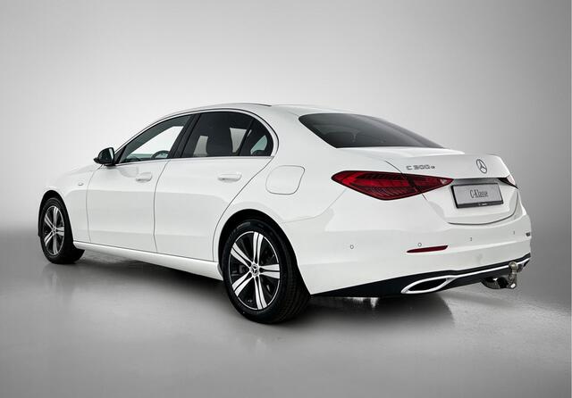 Mercedes-Benz C-KLASSE 300 e Business Solution | Trekhaak | Spiegelpakket | Parkeerpakket met achteruitrijcamera | KEYLESS GO startfunctie | GUARD 360 ° Vehicle protection Plus | Stoelverwarming voor | Zitcomfortpakket | USB-pakket |