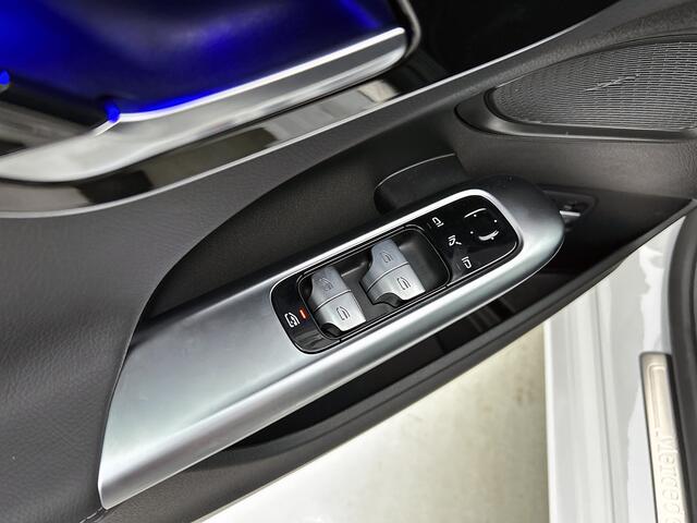Mercedes-Benz C-KLASSE 300 e Business Solution | Trekhaak | Spiegelpakket | Parkeerpakket met achteruitrijcamera | KEYLESS GO startfunctie | GUARD 360 ° Vehicle protection Plus | Stoelverwarming voor | Zitcomfortpakket | USB-pakket |