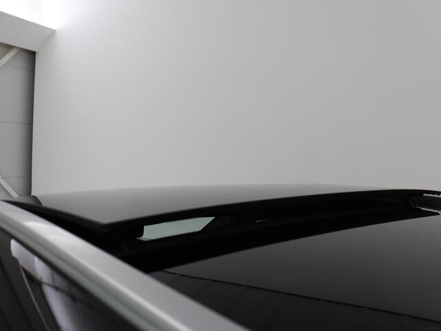 Mercedes-Benz C-KLASSE 300e AMG | Stoelventilatie | Panoramadak | Leder | Burmester | Memory | Luchtvering | Carplay | Stoelverwarming | Navigatie | Full LED
