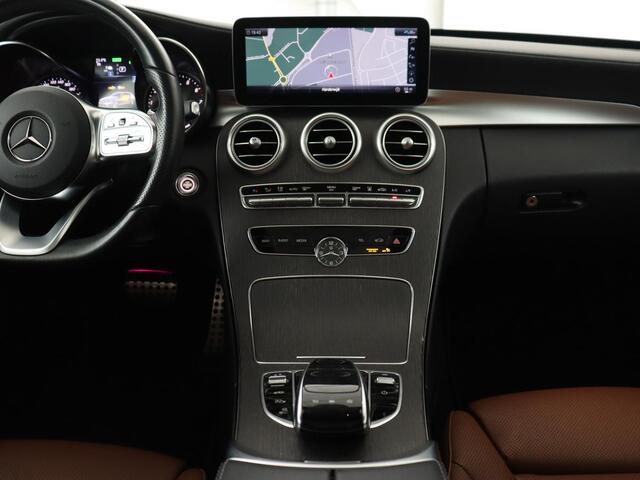 Mercedes-Benz C-KLASSE 300e AMG | Stoelventilatie | Panoramadak | Leder | Burmester | Memory | Luchtvering | Carplay | Stoelverwarming | Navigatie | Full LED
