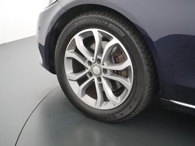 Mercedes-Benz C-KLASSE Estate C 200 Estate Avantgarde | Head-Up LED