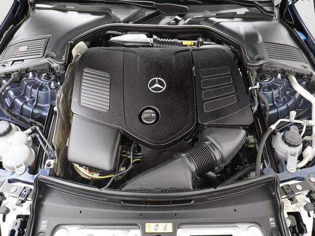 Mercedes-Benz C-KLASSE Estate 300 e AMG Line | Pano HUD Ventilatie Burmester