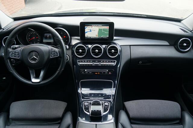 Mercedes-Benz C-KLASSE Estate 220 CDI Sport Edition Premium Plus + TREKHAAK / NAVIGATIE / DODEHOEKDETECTIE / STOELVERWARMING