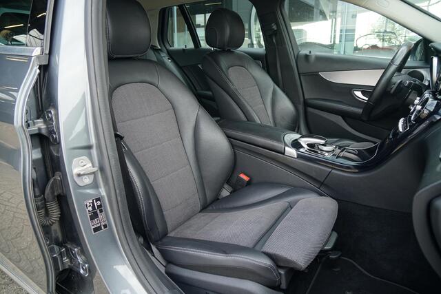 Mercedes-Benz C-KLASSE Estate 220 CDI Sport Edition Premium Plus + TREKHAAK / NAVIGATIE / DODEHOEKDETECTIE / STOELVERWARMING