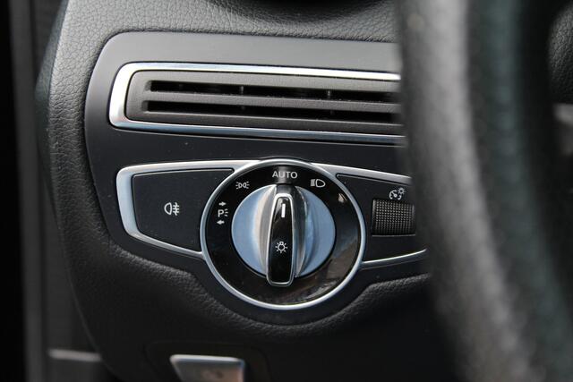 Mercedes-Benz C-KLASSE Coupé 200 AMG | Pano | Cruise |