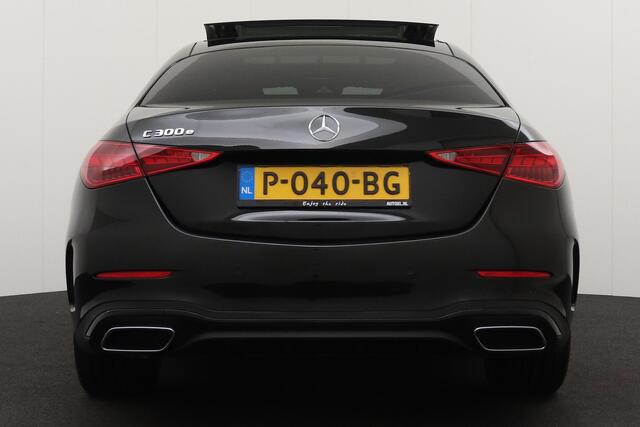 Mercedes-Benz C-KLASSE 300 e AMG Line Pano-dak Carplay Sfeerverlichting