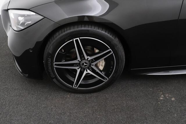 Mercedes-Benz C-KLASSE 300 e AMG Line Pano-dak Carplay Sfeerverlichting