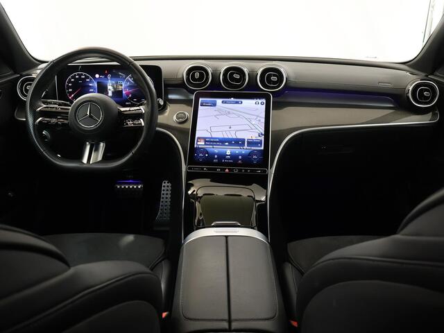 Mercedes-Benz C-KLASSE Estate 180 AMG Line | Distronic | Zwarte hemel | Stoelverwarming | Apple carplay/Android auto | Achterruitrijcamera | Stoelverwarming voor | Sfeerverlichting |