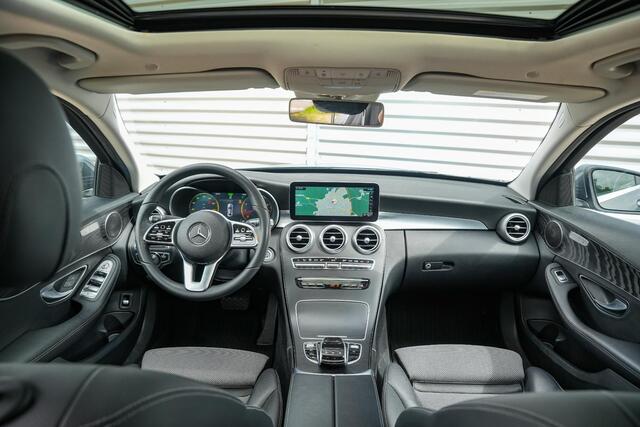 Mercedes-Benz C-KLASSE 200 Premium Plus Pack Panoramadak Virtual Cockpit LED Cruise Clima Stoelverw.