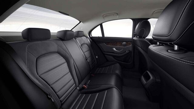 Mercedes-Benz C-KLASSE 180 Ambition | Stoelverwarming | Exclusive interieur | 17" lichtmetalen velgen |