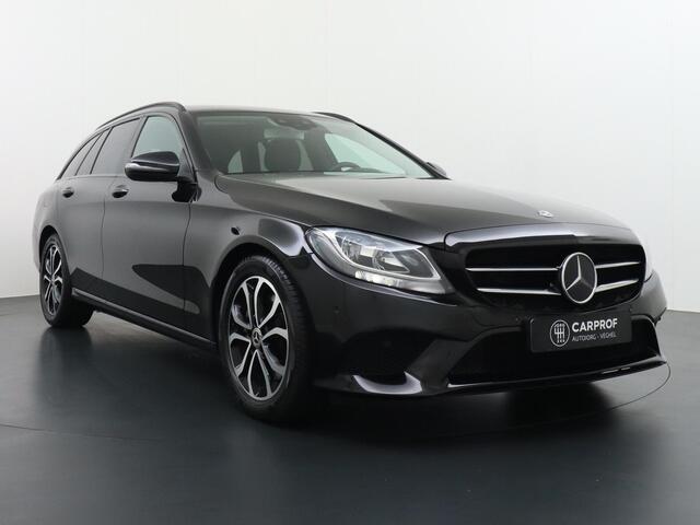 Mercedes-Benz C-KLASSE 300 Avantgarde Facelift Navigatie Camera Stoelverwarming Adaptive Cruise Stuur assistent