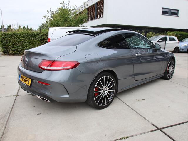 Mercedes-Benz C-KLASSE Coupé 300 Prestige AMG Pano, Leder, 4x Camera, BOMVOL! Zomer aanbieding!