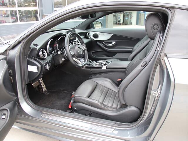 Mercedes-Benz C-KLASSE Coupé 300 Prestige AMG Pano, Leder, 4x Camera, BOMVOL! Zomer aanbieding!