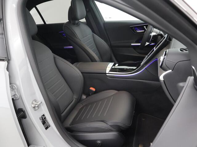 Mercedes-Benz C-KLASSE 180 Star Edition AMG | AMG line Plus | Panoramaschuifdak | Nightpakket | 360* Camera | Head-Up Display |