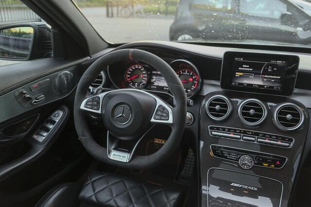 Mercedes-Benz C-KLASSE C63s AMG 510pk Edition 1 Panoramadak Burmester Kuipstoelen Sportuitlaat Distronic Camera Carbon