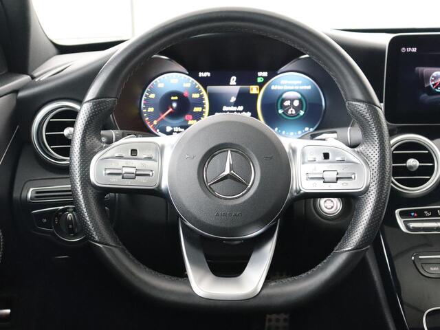 Mercedes-Benz C-KLASSE 160 AMG Uprade Edition | Panoramadak | Stoelverwarming | Camera | Carplay | Leder/Alcantara | Navigatie | Digital Cockpit | Full LED | Climate control | Park Assist