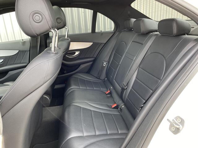 Mercedes-Benz C-KLASSE 180 AMG Sport Edition Leer, Clima, Pano, Navi, Burmester Surround, CC, PDC v/a, LED, LM, nw. APK - Inruil Mogelijk -