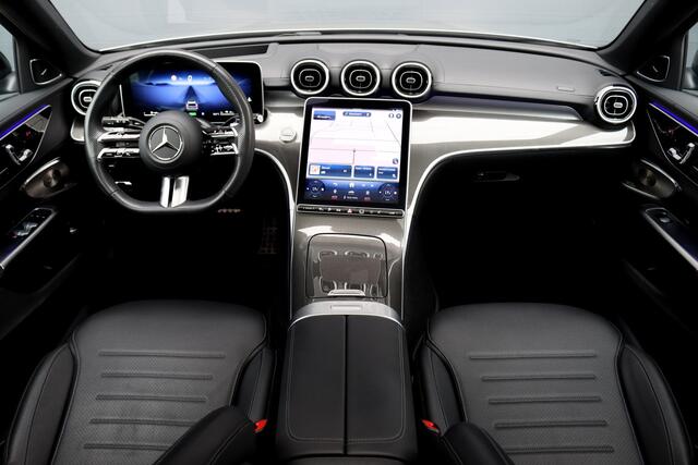 Mercedes-Benz C-KLASSE Estate 300 de AMG Line | Distronic | Panoramadak | Memory | Burmester | Digital Light | HUD | Verwarmd Stuurwiel | Surround Camera | Augmented Reality |
