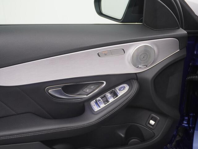 Mercedes-Benz C-KLASSE 180 AMG 180 AMG // Panoramadak // MultiBeam LED // Nightpakket // Digitaal Dashbord // Carplay // Sfeerverlichting