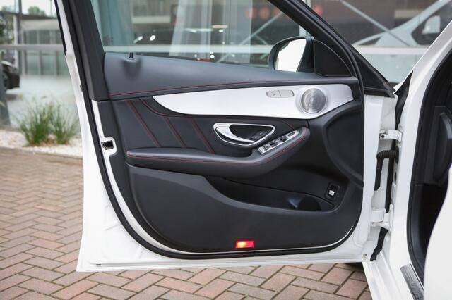 Mercedes-Benz C-KLASSE AMG 43 4MATIC | Nieuwstaat! | Burmester | Pano | Trekhaak |