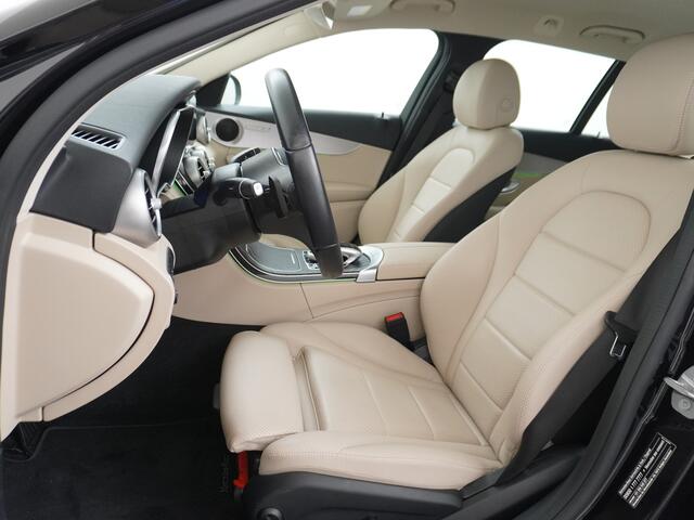 Mercedes-Benz C-KLASSE Estate 300e PHEV Hybrid Automaat Leder Virtual Cockpit Apple Carplay Android Auto Adaptive-Cruise Lane-Assist High Performance-LED Navi+HDD 360°Camera Keyless Dual-Ecc Distronic+ Rijassistentiepakket Park-Assist Verkeersbord-Herkenning Origineel Nederland