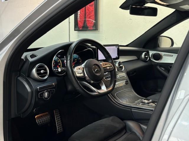 Mercedes-Benz C-KLASSE 180 Business Solution AMG | Panoramadak | 360 Camera | LED | NL auto | 1e eigenaar |