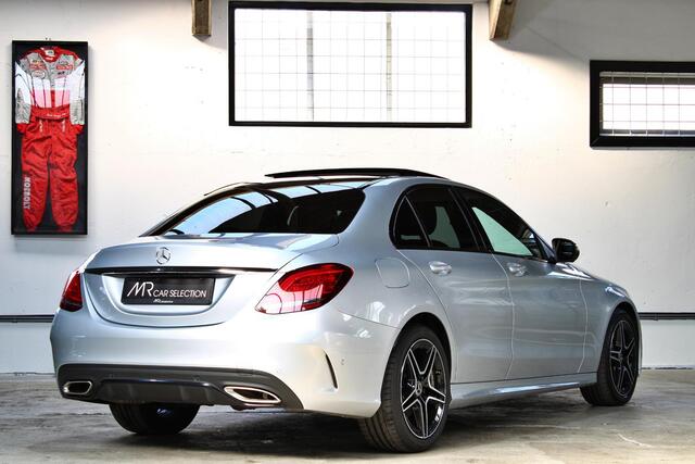 Mercedes-Benz C-KLASSE 180 Business Solution AMG | Panoramadak | 360 Camera | LED | NL auto | 1e eigenaar |