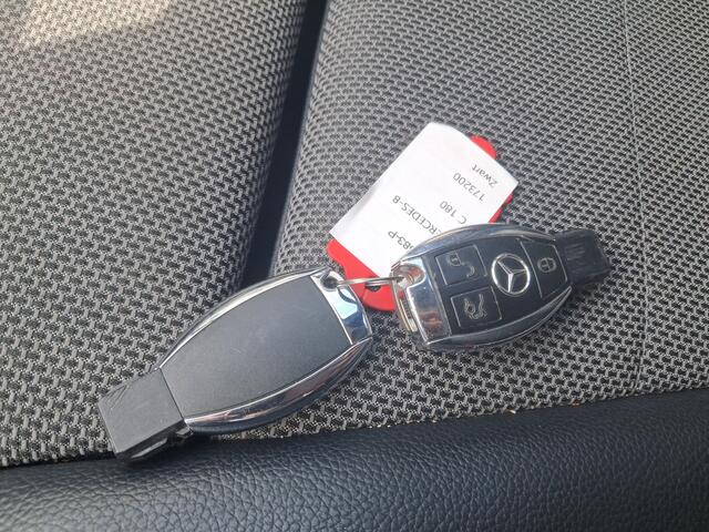 Mercedes-Benz C-KLASSE 180 Ambition | Nieuw binnen! | Cruise | Elektrische voorstoelen | Parkeerassistent |