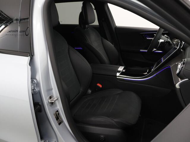 Mercedes-Benz C-KLASSE Estate 180 Business Solution AMG | Panoramadak | Night pakket | Memory stoelen | Keyless | Digital Light