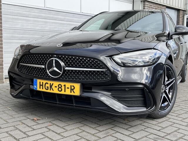 Mercedes-Benz C-KLASSE Estate 180 Star Edition AMG | Night Pakket | Panoramadak | Burmester 3D Surround Sound | Elektrisch Verstelbare Stoelen + Memory | Dodehoekassistent | Apple CarPlay | Android Auto | Sfeerverlichting | Stoelverwarming | Achteruitrijcamera