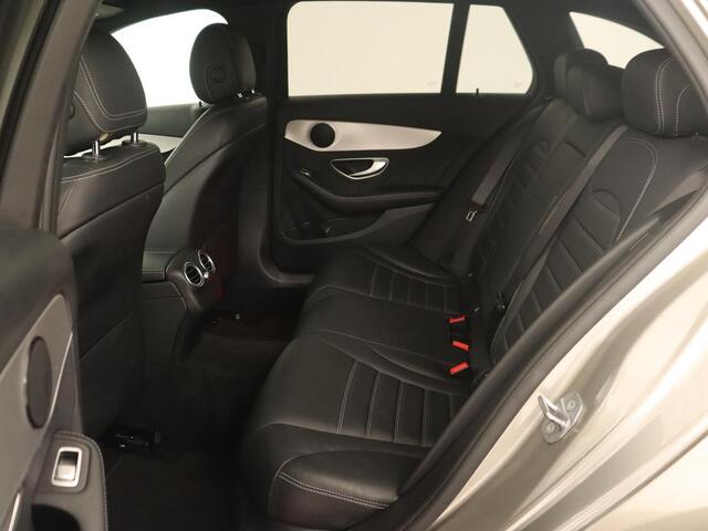 Mercedes-Benz C-KLASSE 200 Business Solution AMG | Leder | Carplay | Navigatie | Stoelverwarming | Camera | Adaptive cruise | Full LED | LMV 18 inch