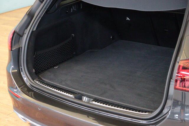 Mercedes-Benz C-KLASSE Estate 180 Luxury Line Automaat | NAVI | 360-CAMERA + PDC | LEER | ADAP CRUISE | AMBIENT-LIGHT |