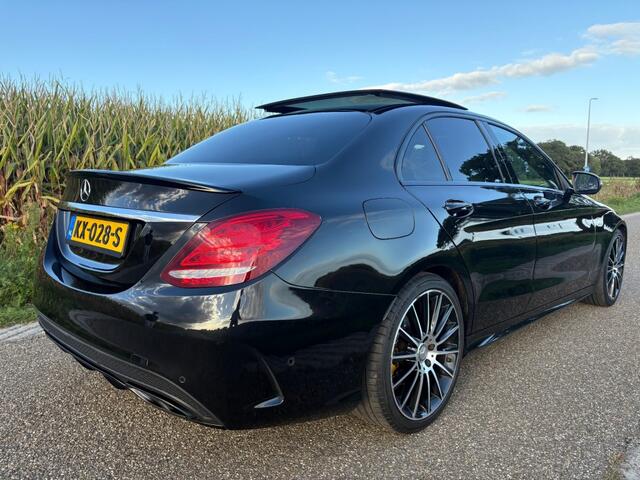 Mercedes-Benz C-KLASSE 180 AMG NIGHT EDITION / BenO / LEER / PANO / VOLL