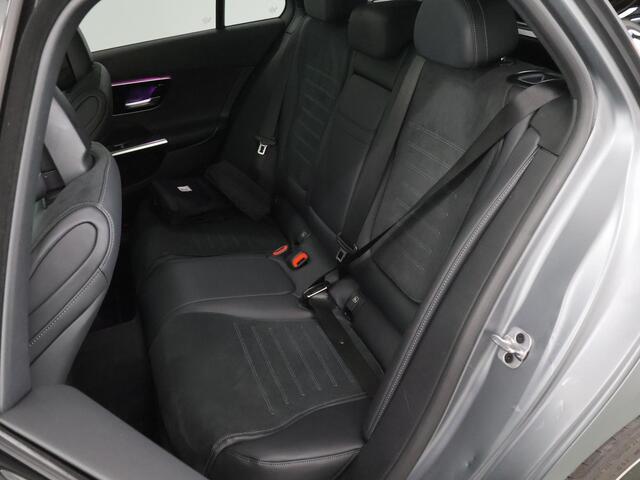 Mercedes-Benz C-KLASSE 300e Estate AMG Line | Panoramadak | Matgrijs | Night | Rijassistentiepakket | Sfeerverlichting |