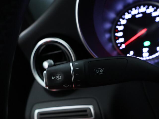 Mercedes-Benz C-KLASSE 180 Business Solution AMG Panoramadak | AMG Styling Inclusief 24 maanden MB Certified garantie voor Europa.